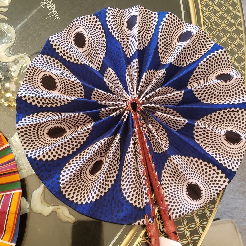 Fans - Picture 8 of 8